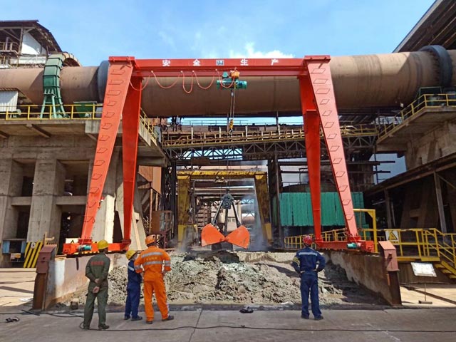 MHZ型電動(dòng)葫蘆抓斗門(mén)式起重機(jī)